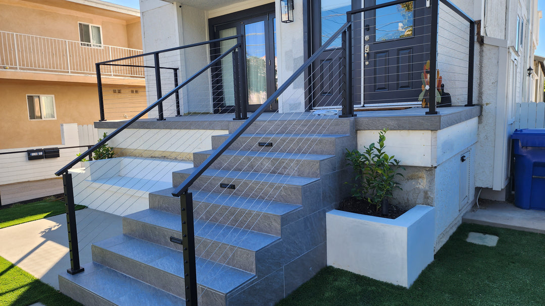 Aluminum Glass Post – Black Aluma Railing